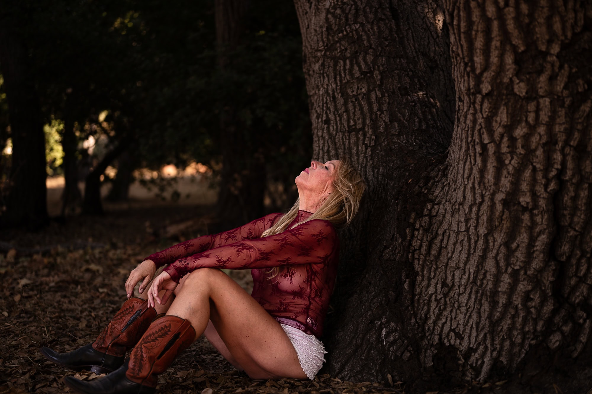 Outdoor Los Angeles Boudoir Session at Placeritas Canyon.