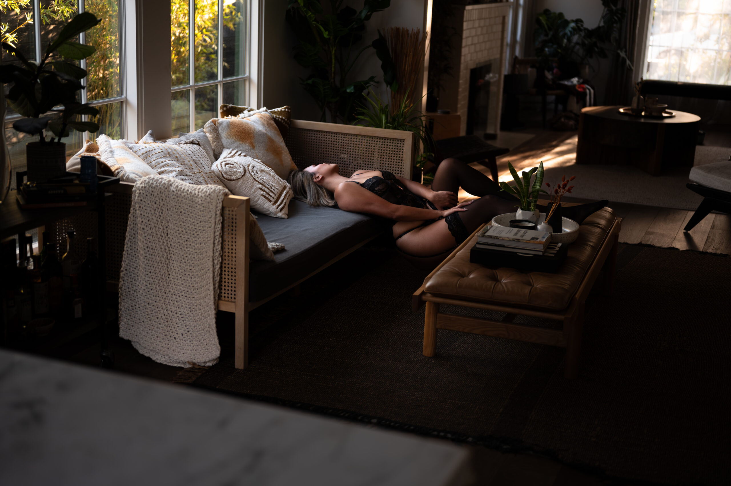 Boudoir Poses Couch Posing ELI Boudoir Los Angeles Southern California