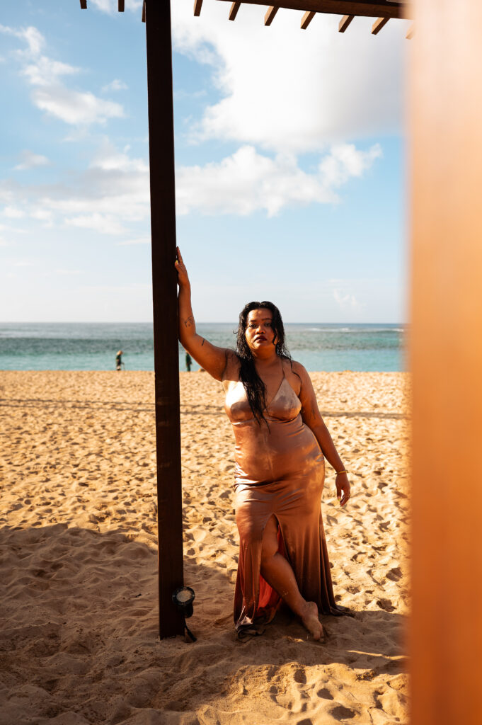 Best Boudoir Photography Poses for all body types Standing Pose ELI Boudoir Los Angeles California